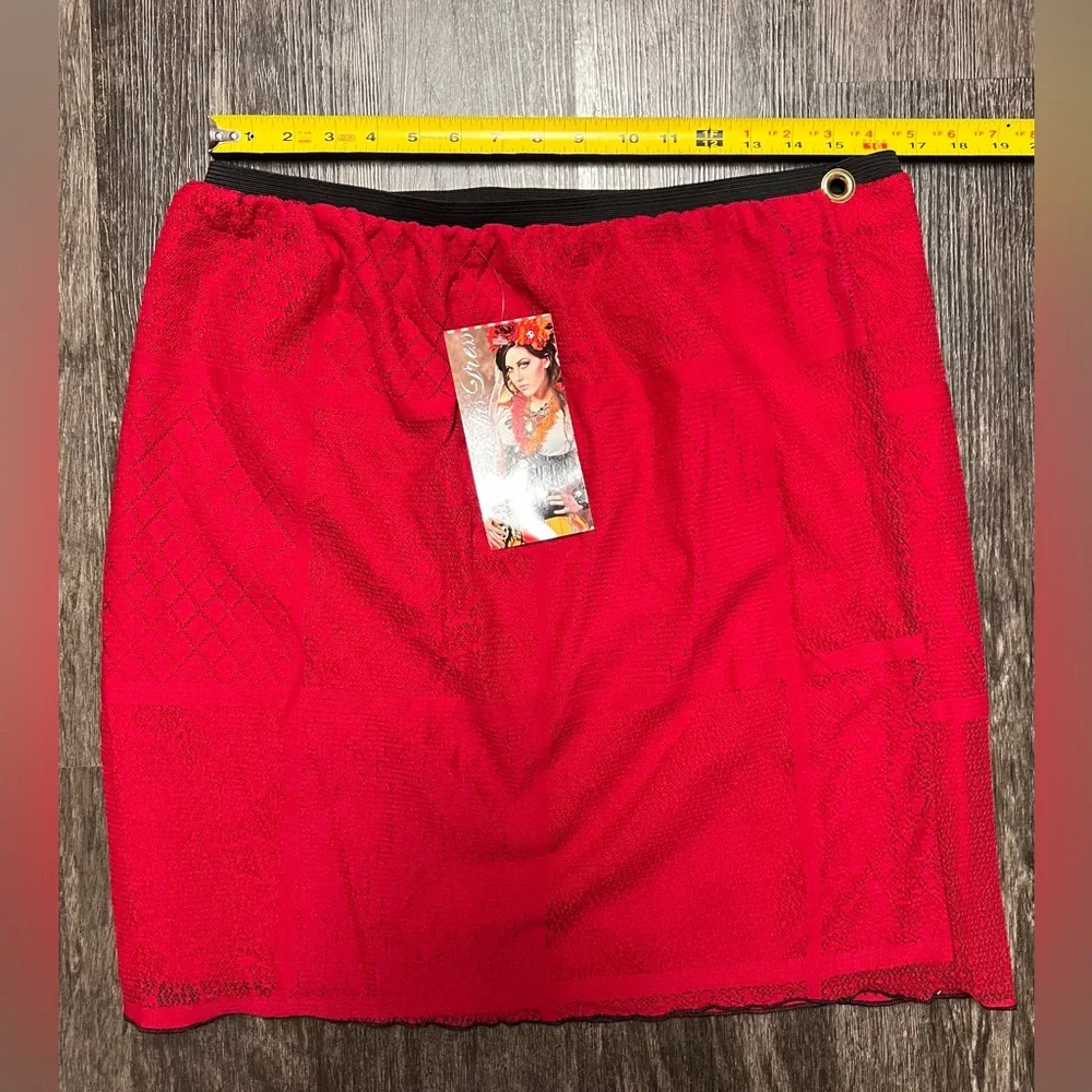 NWT Damsel LACEY SKIRT Red MEDIUM Woman 32”